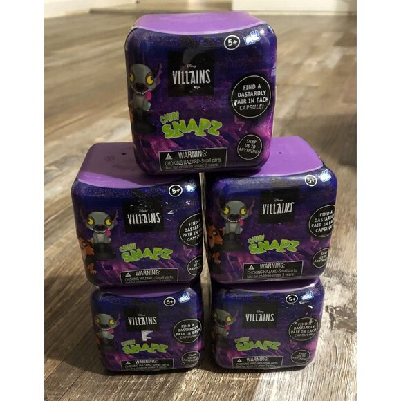 NEW Disney Villains Chibi Snapz Mystery Capsule Dastardly Pair LOT of 5 - Picture 1 of 5